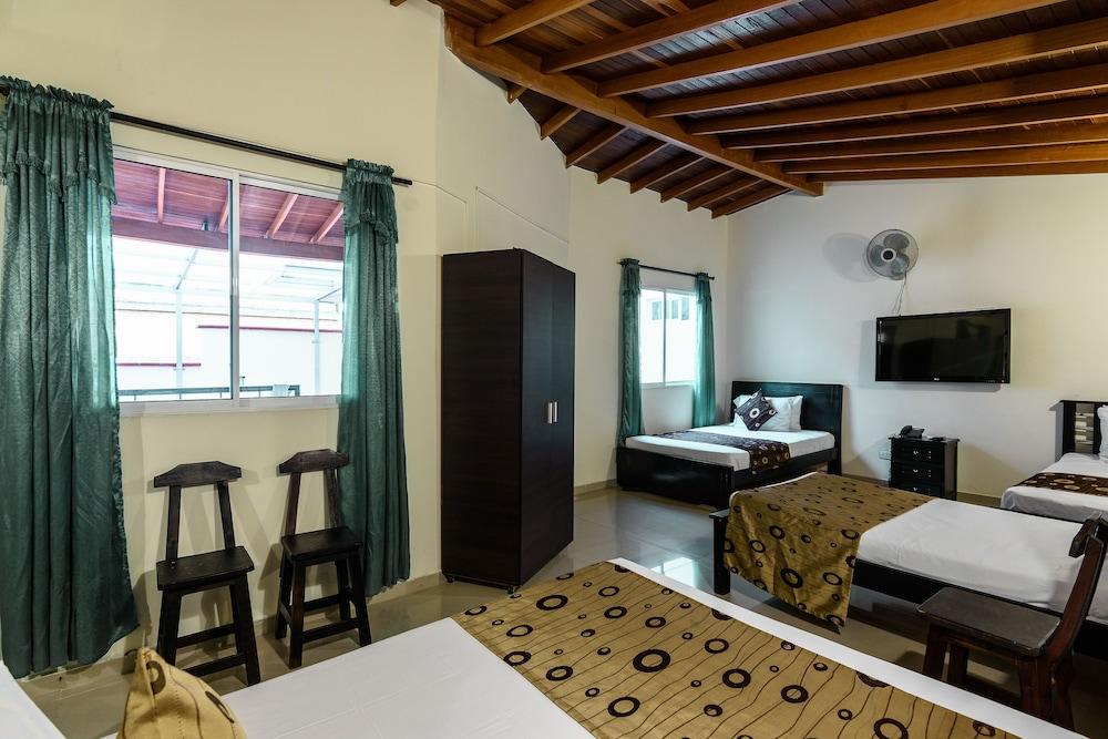 Hotel Verony San Joaquin Medellin Exterior photo